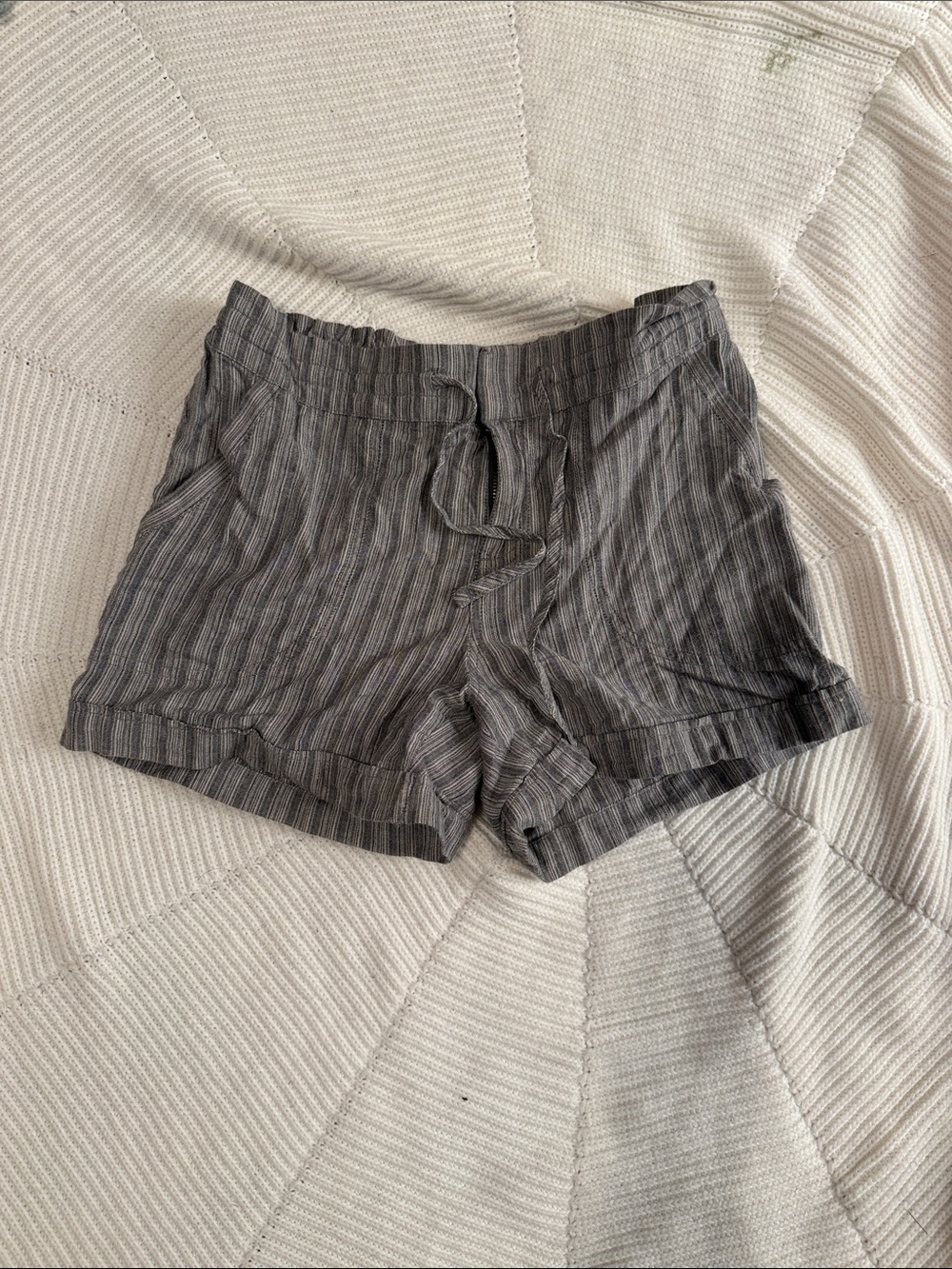 Prana Women's High-Waist Striped Drawstring Shorts - Gray
